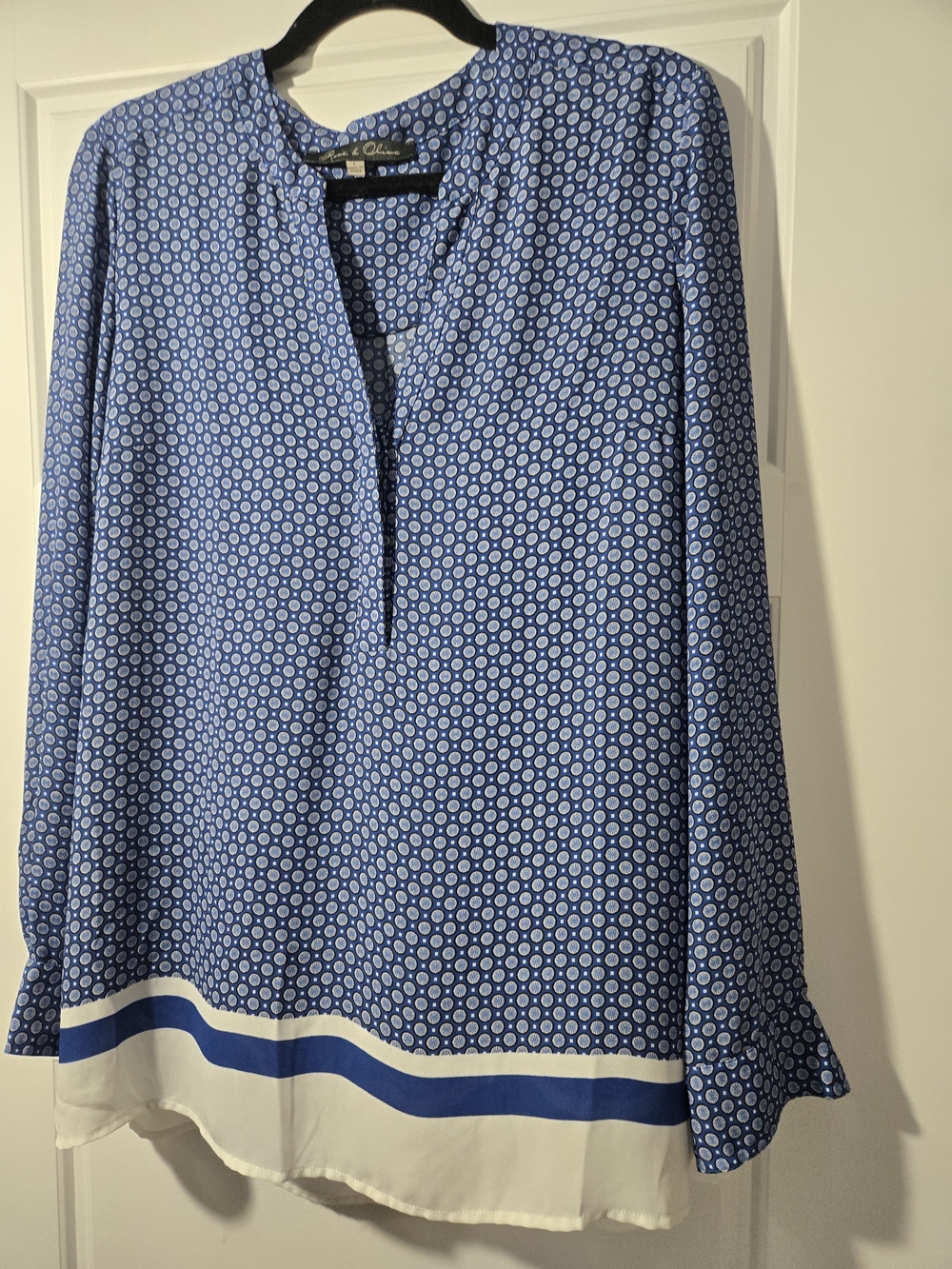 Rose & Olive Blue and White Printed V-Neck Tunic